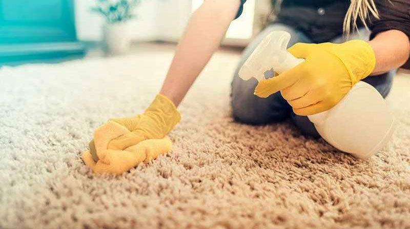 معایب تمیز کردن فرش با شامپو فرش